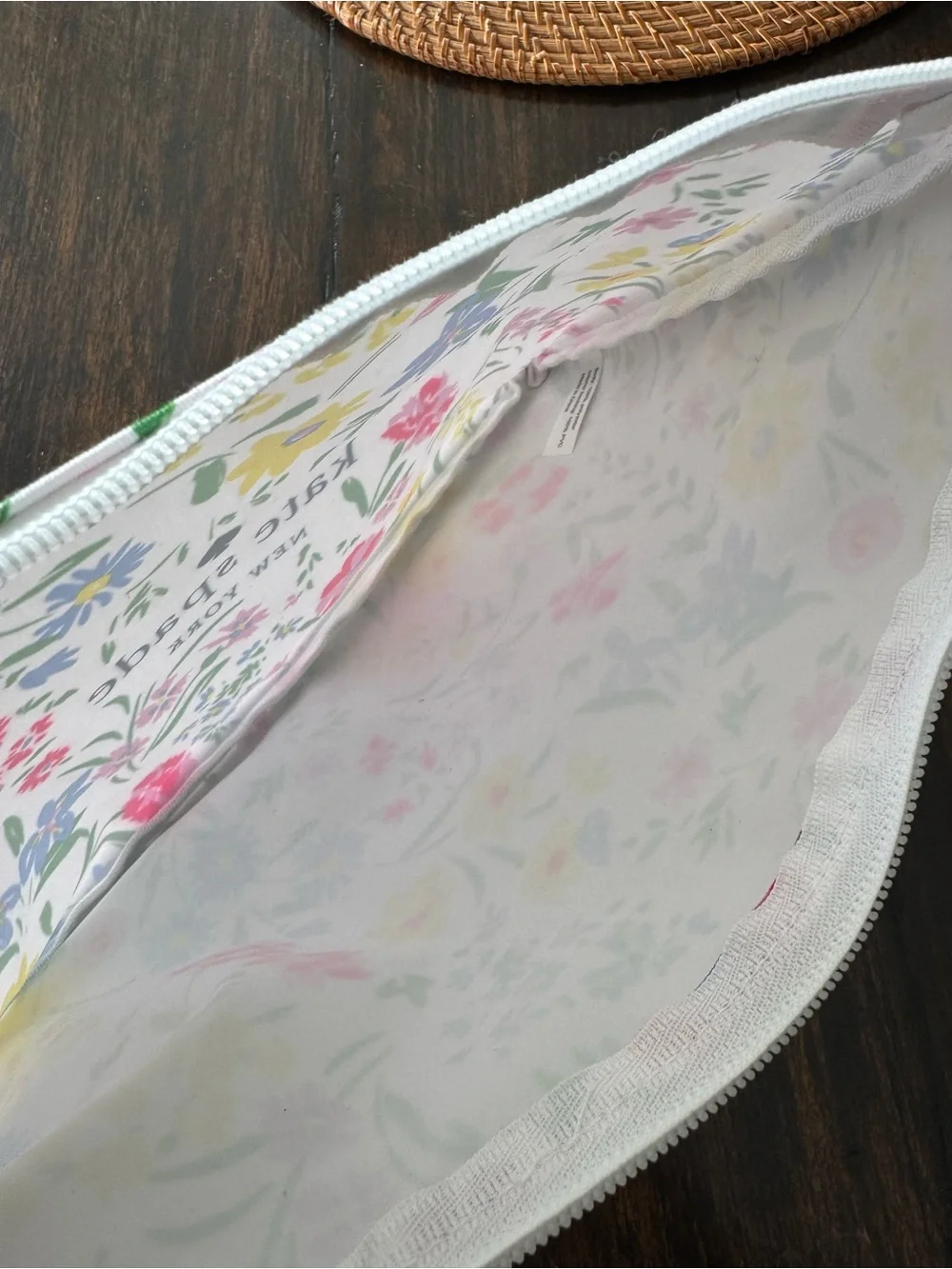 kate spade compact zip